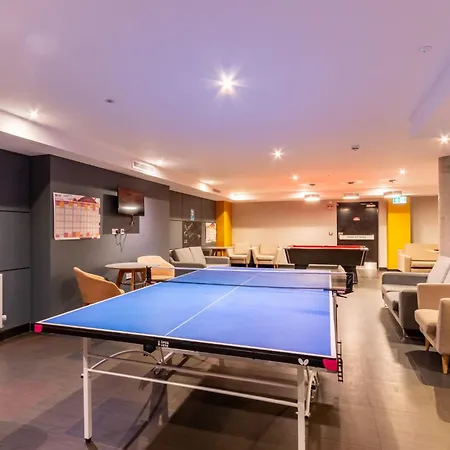 Relaxing Student-only At Print Hall In Апартаменти