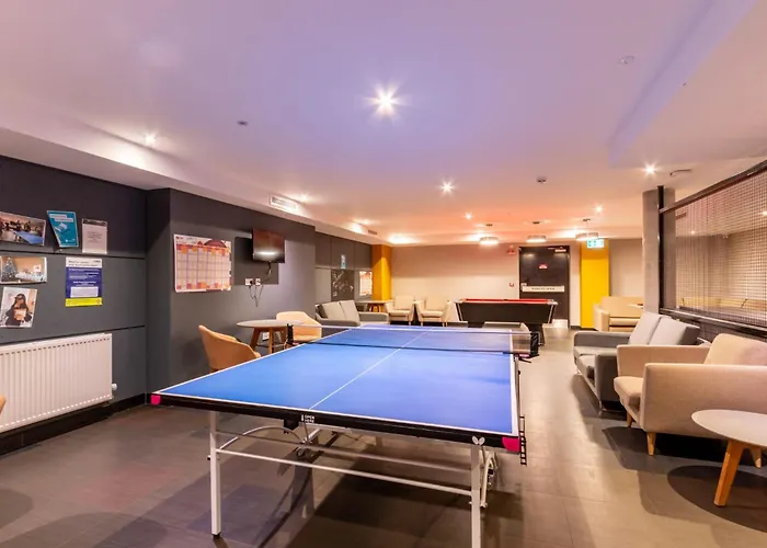 Relaxing Student-only At Print Hall In شقة